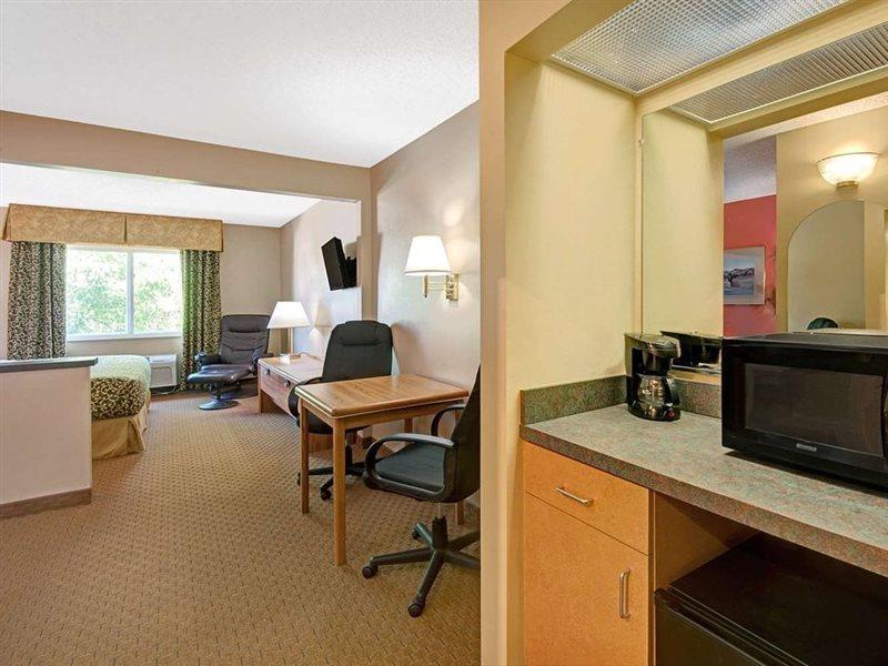 Days Inn & Suites By Wyndham Airport Albuquerque Luaran gambar