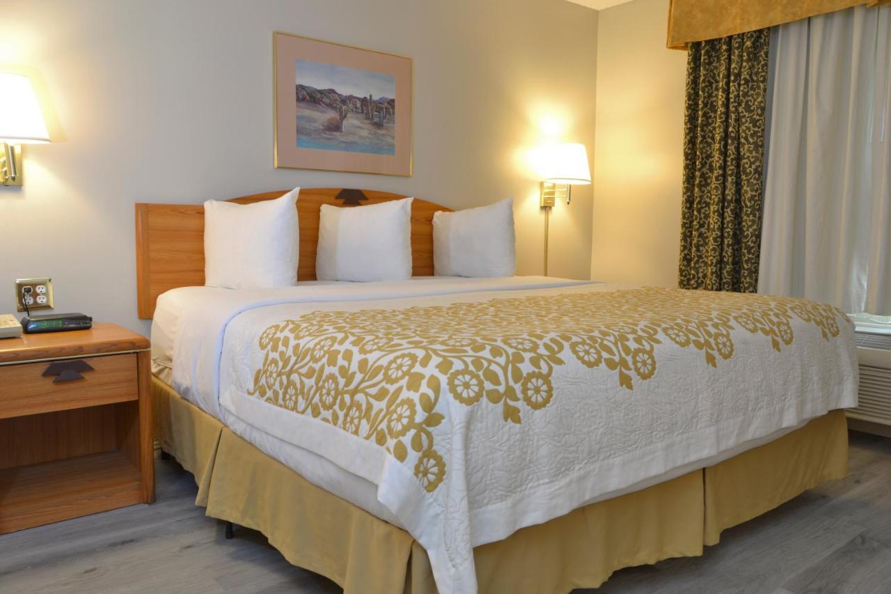 Days Inn & Suites By Wyndham Airport Albuquerque Luaran gambar
